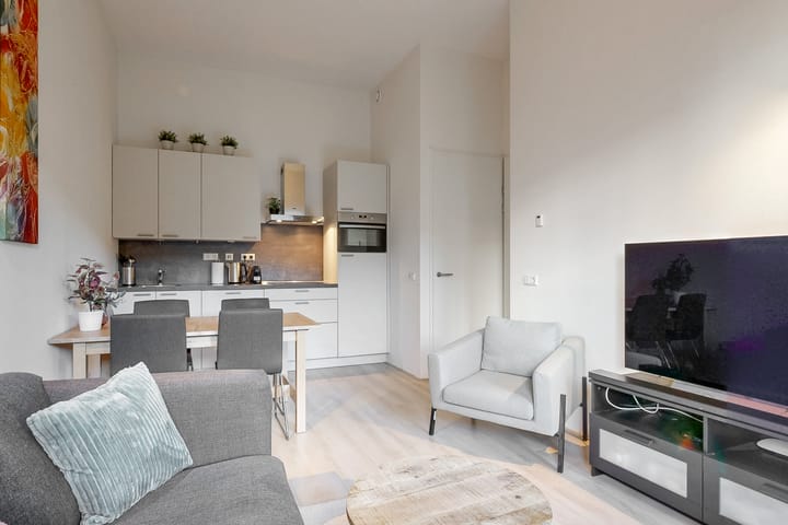 Foto 5 van Merweplein 5-6