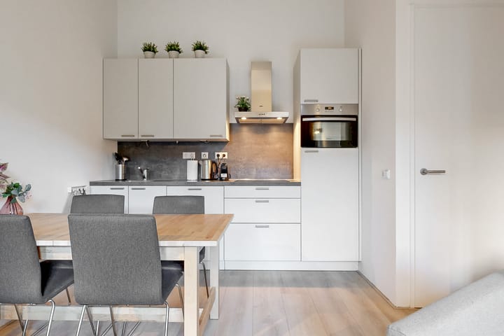 Foto 9 van Merweplein 5-6