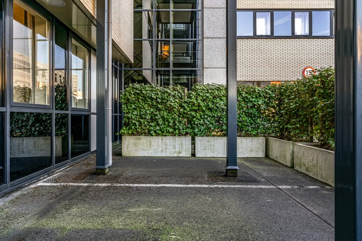 Foto 11 van Merweplein 5-6