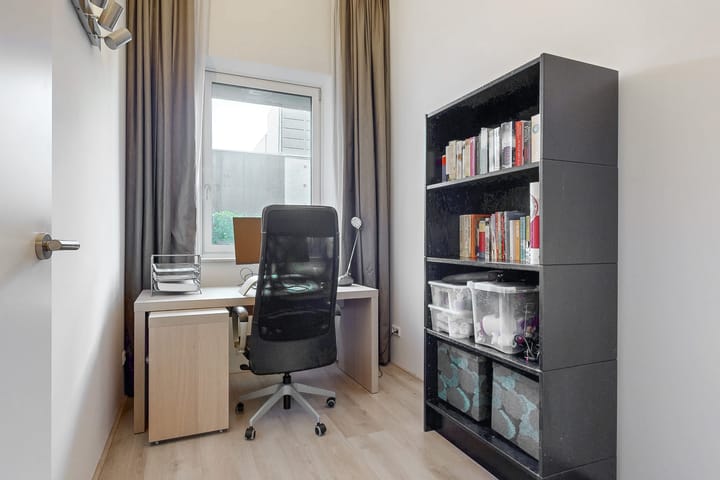 Foto 19 van Merweplein 5-6