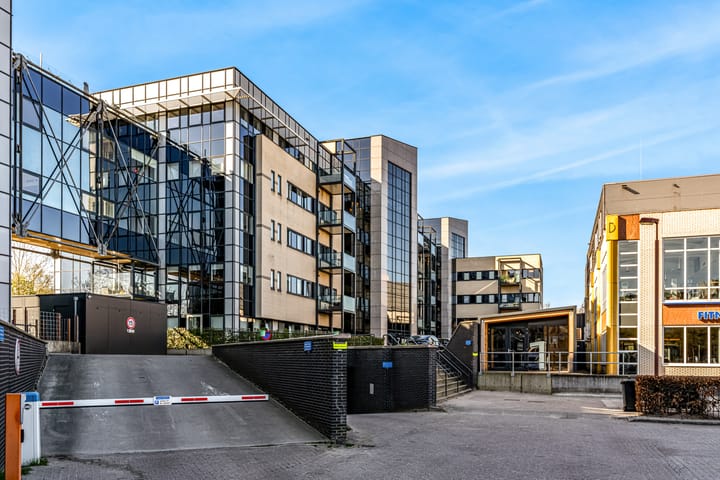 Foto 21 van Merweplein 5-6