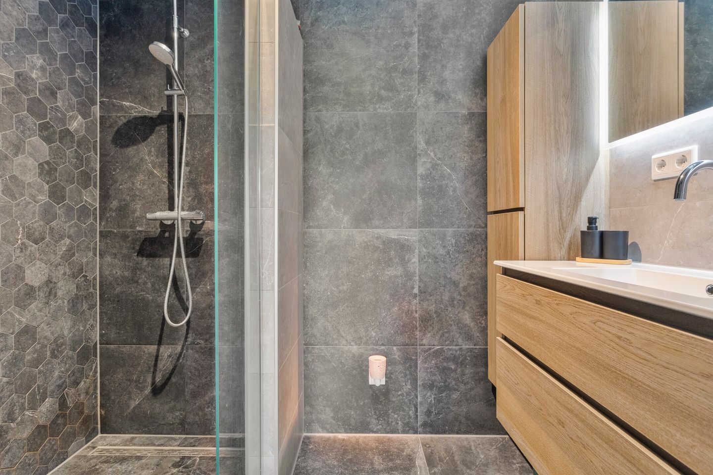 Photo 4 of Houtzaagmolen 200