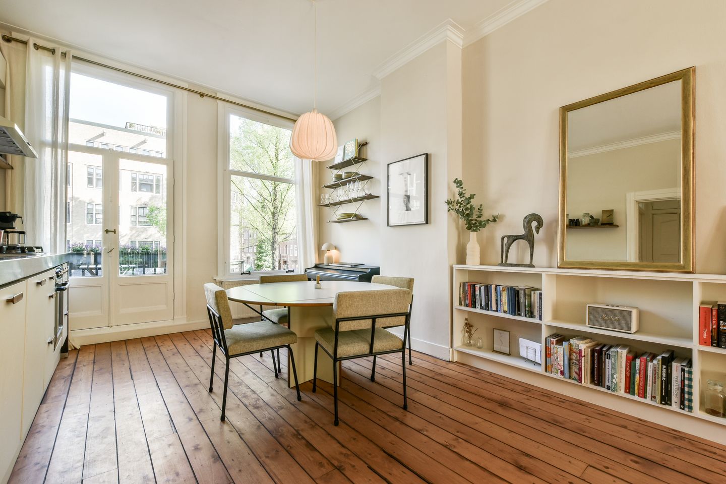 Photo 10 of Zocherstraat 33-1