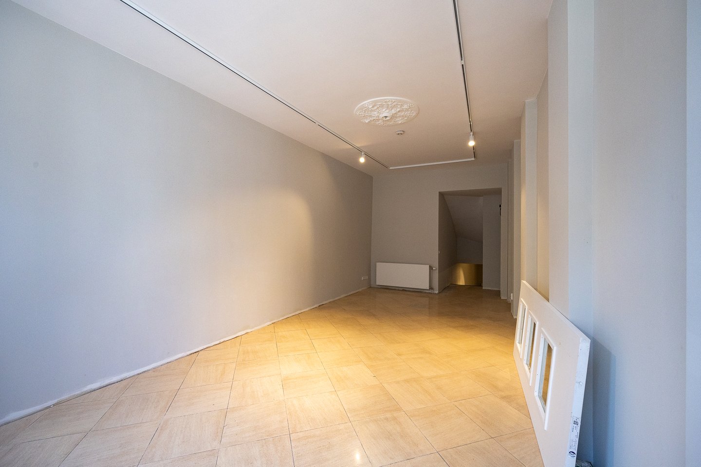View photo 2 of Breestraat 71