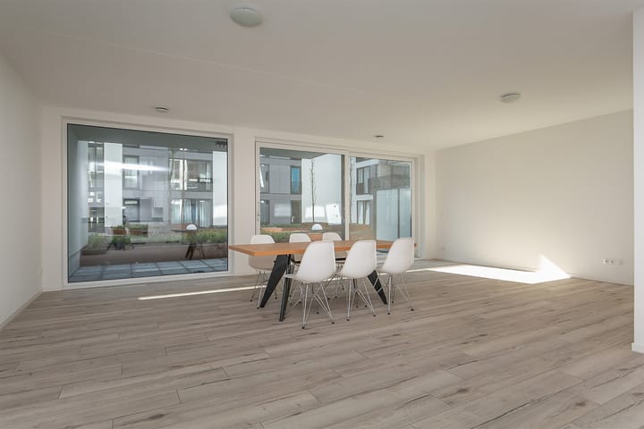 Photo 2 of Leemhorststraat 126