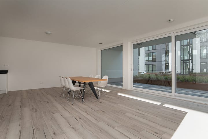 Photo 3 of Leemhorststraat 126