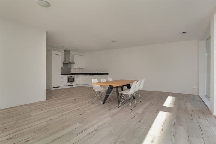 Photo 5 of Leemhorststraat 126