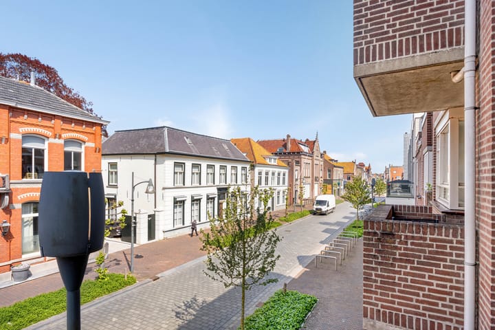 Foto 24 van Grotestraat 232