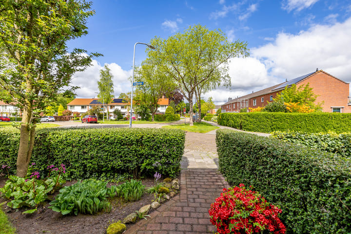 Foto 9 van Zernikestraat 8