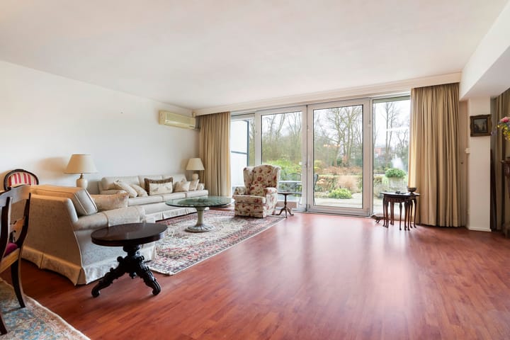 Photo 5 of Aleyda van Raephorstlaan 61