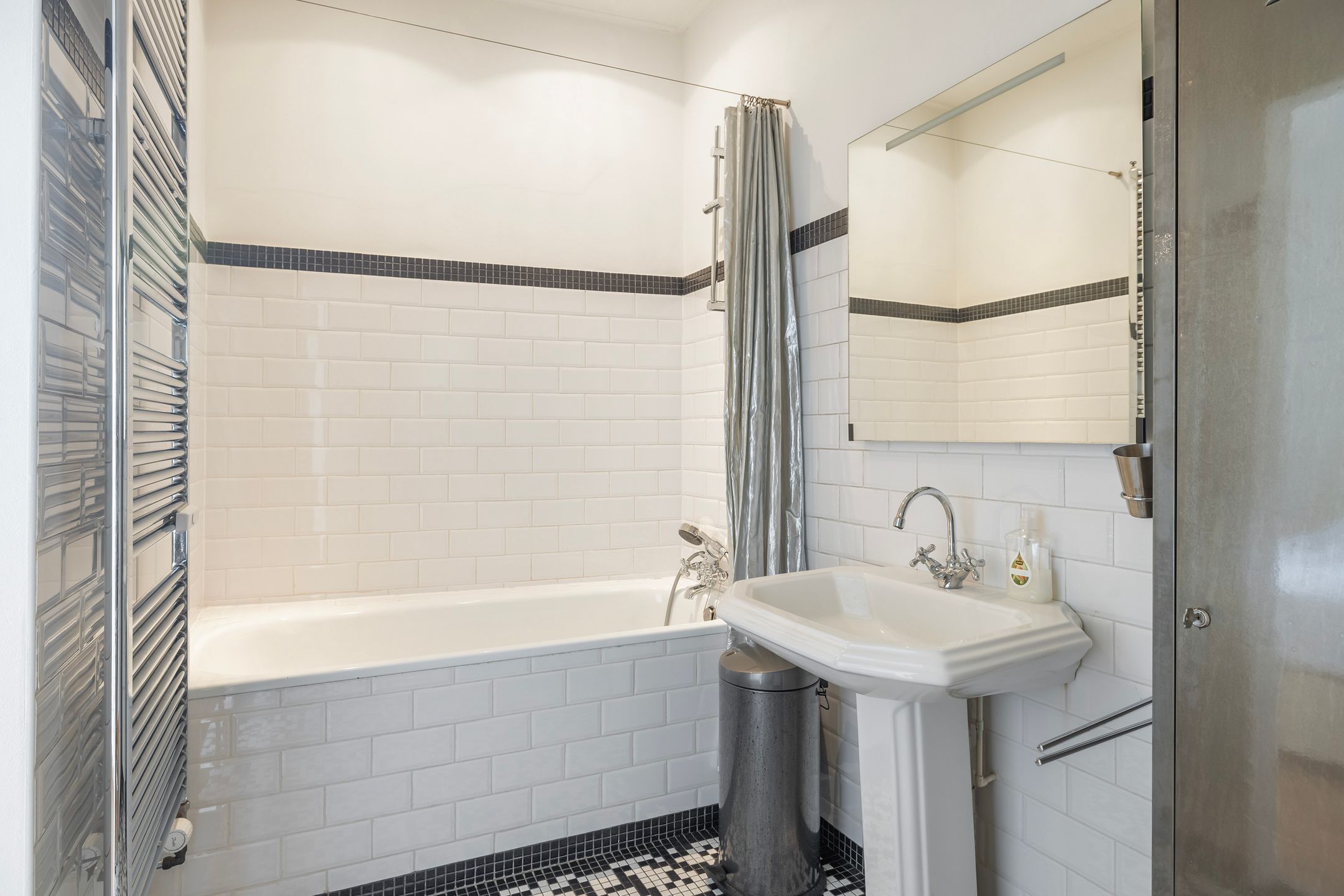 Foto 15 van Merwekade 80