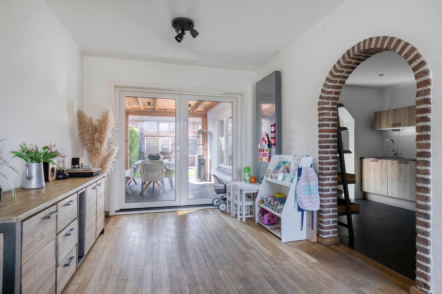 Foto 4 van Plonderijen 33