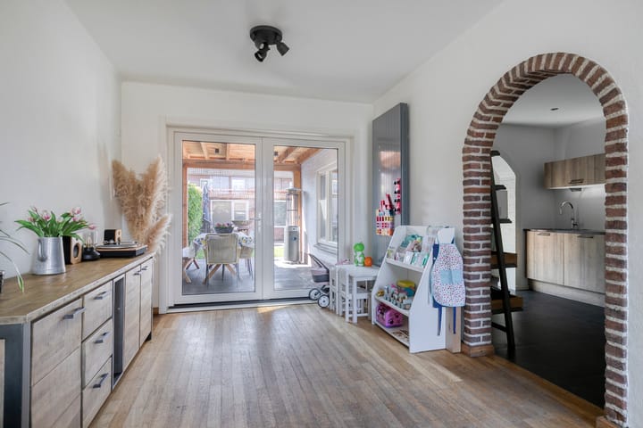 Foto 4 van Plonderijen 33