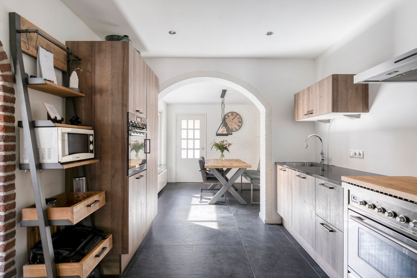 Foto 10 van Plonderijen 33