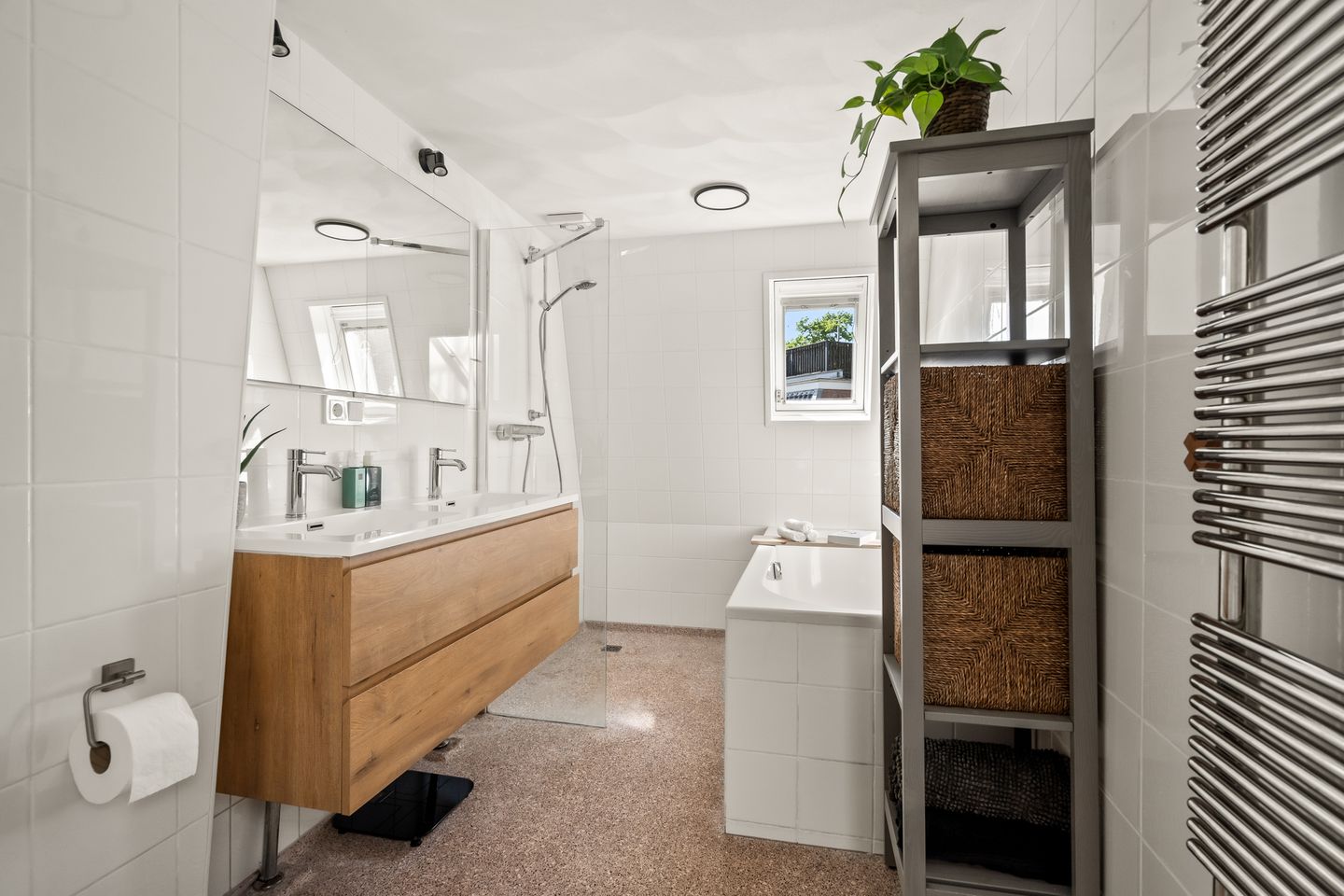 Foto 55 van Jan Pieterszoon Coenstraat 50-BS