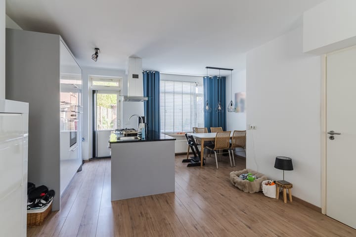 Foto 10 van Spoetnikstraat 27