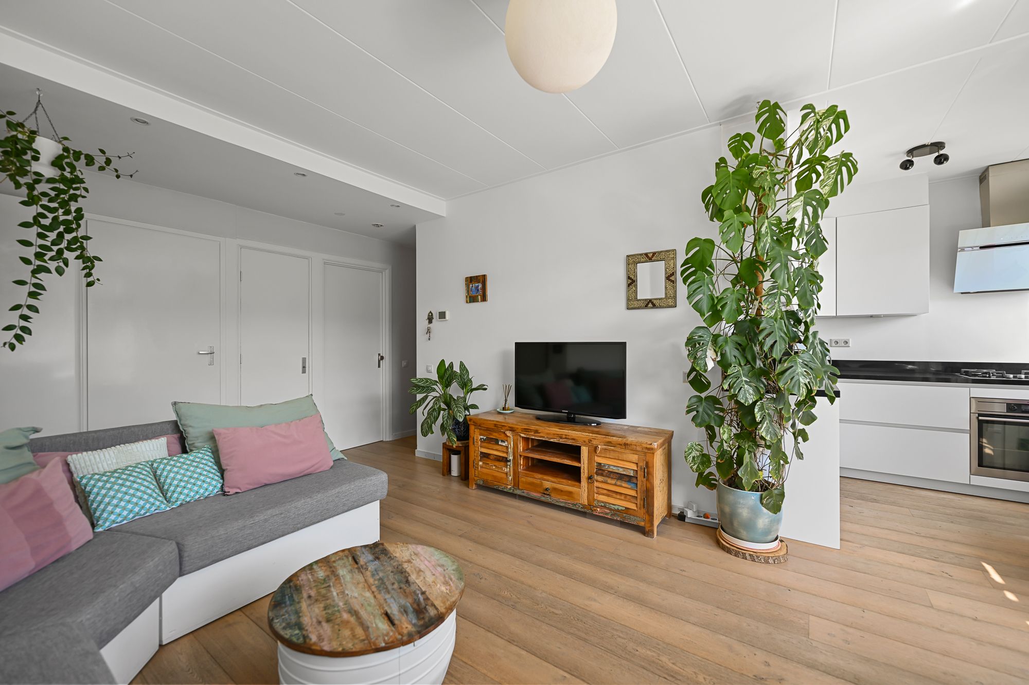 Foto 6 van Waalstraat 168-3