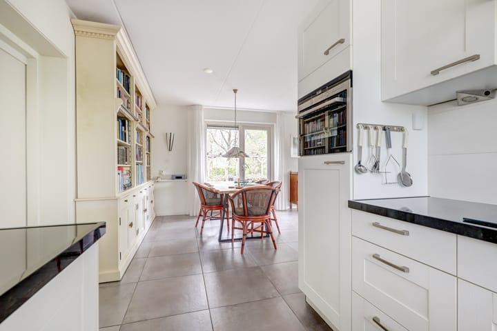 Foto 11 van Hugo de Vrieslaan 2-A