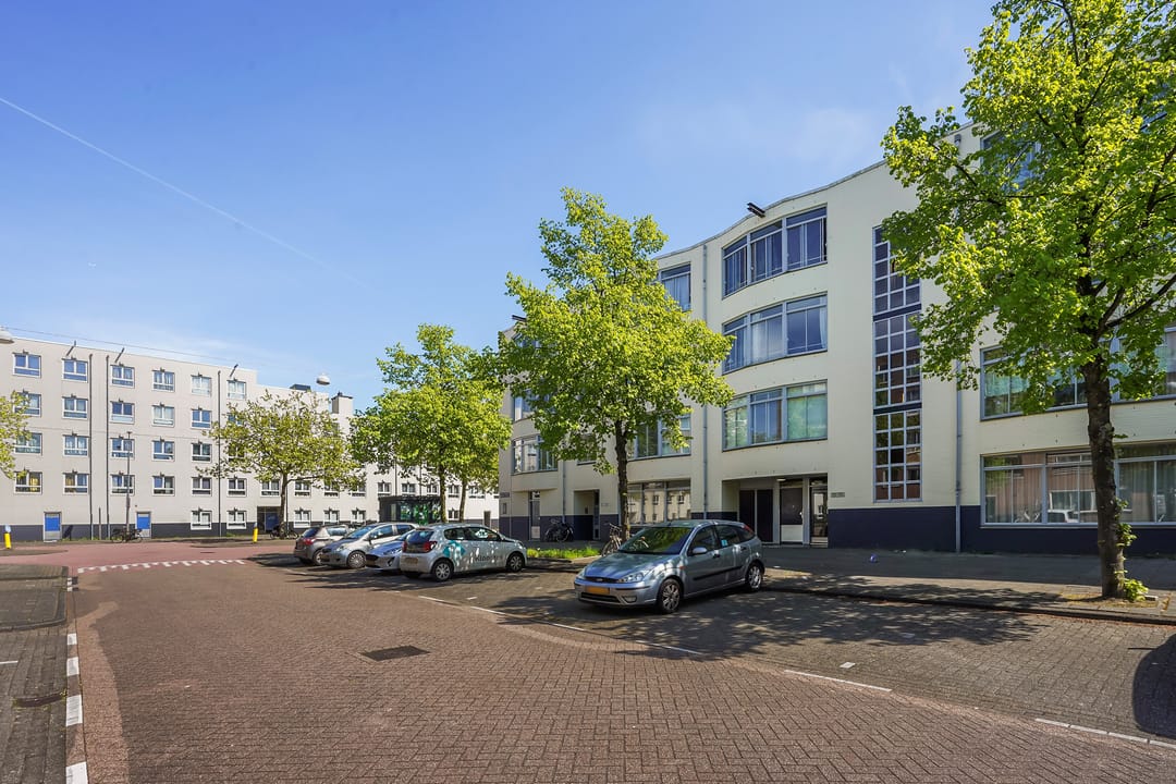 Foto 32 van Charlotte Brontéstraat 180