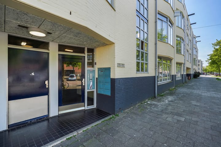 Foto 36 van Charlotte Brontéstraat 180