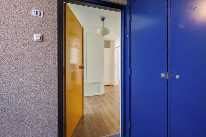 Foto 27 van Charlotte Brontéstraat 180