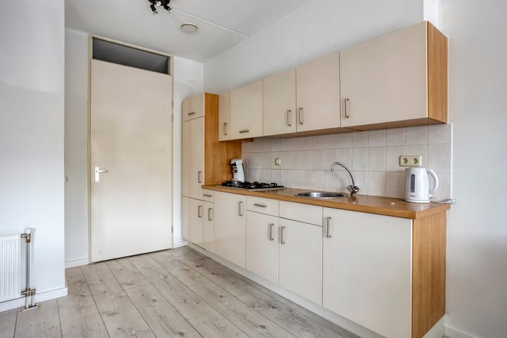 Foto 4 van Hooghuisstraat 12-A