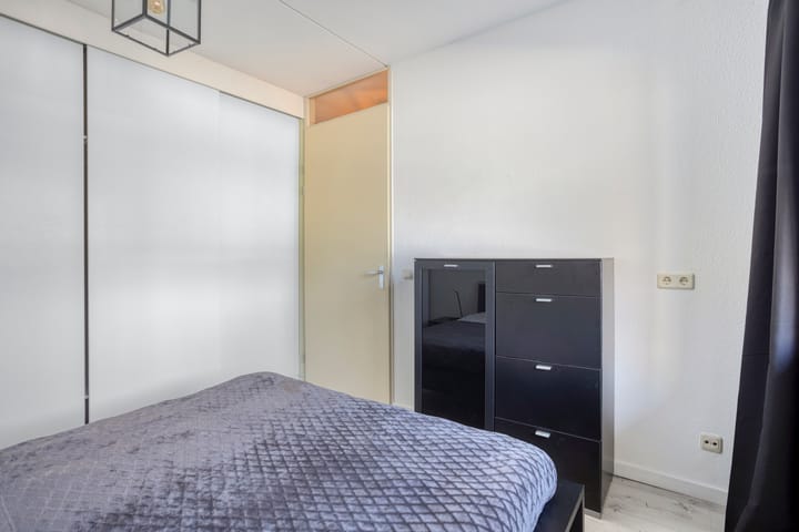 Foto 24 van Hooghuisstraat 12-A