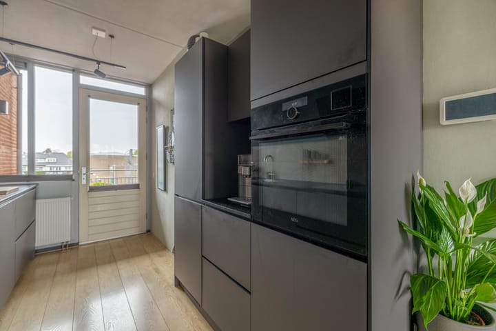 Foto 12 van Van Oldenbarneveldtstraat 15-22