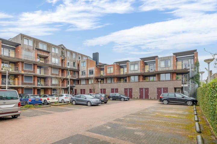 Foto 23 van Van Oldenbarneveldtstraat 15-22