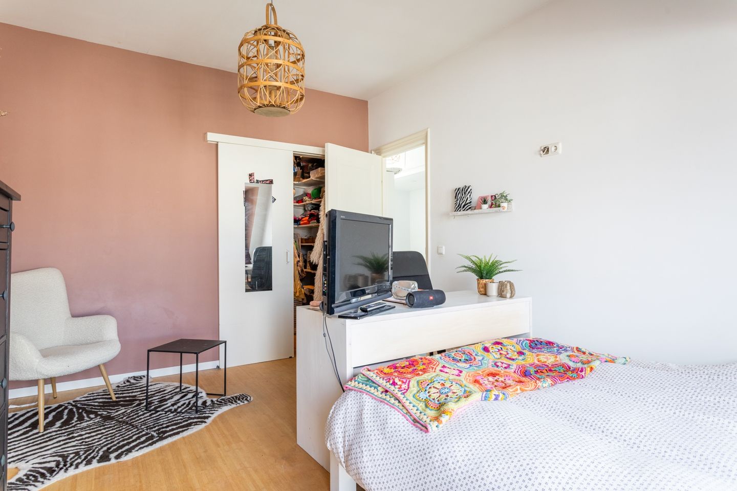 Foto 25 van Newtonstraat 341