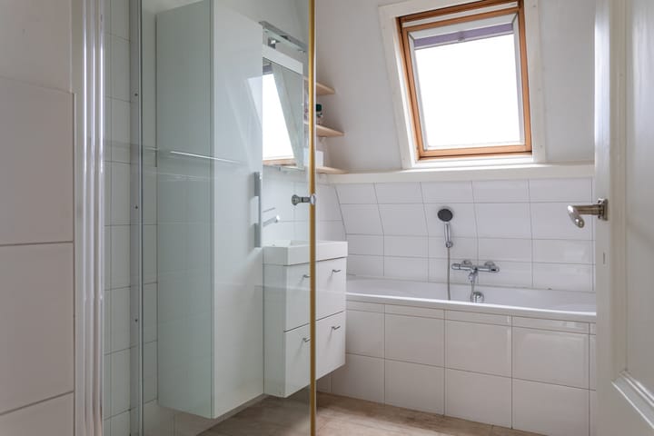 Foto 31 van Newtonstraat 341