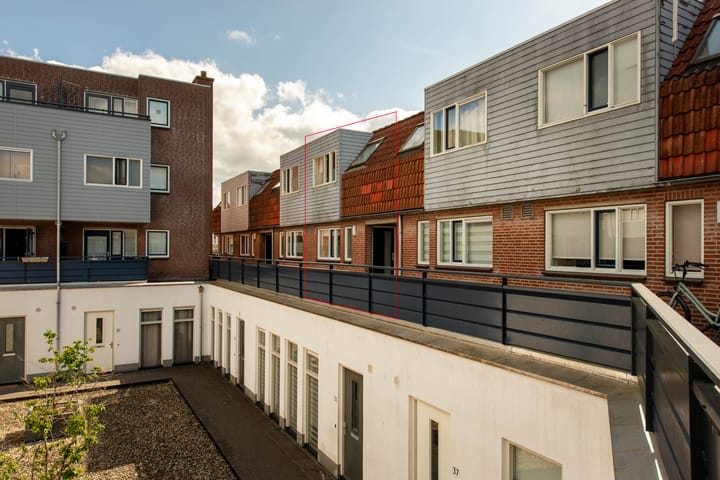 Foto 1 van Kaatsbaan 48