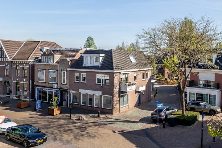 F B Deurvorststraat 40