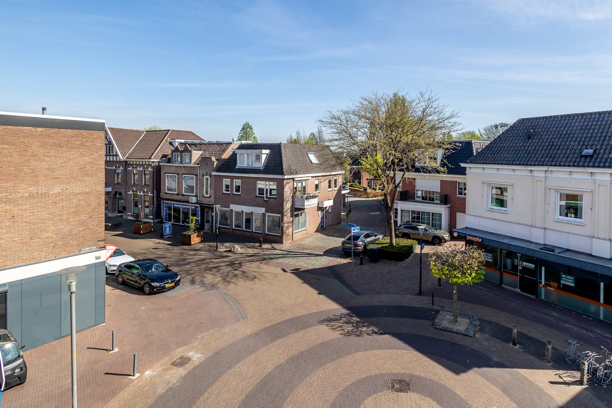 Bekijk foto 2 van F B Deurvorststraat 40