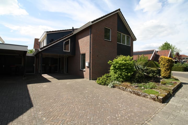 Foto 1 van van Ghernaerstraat 5