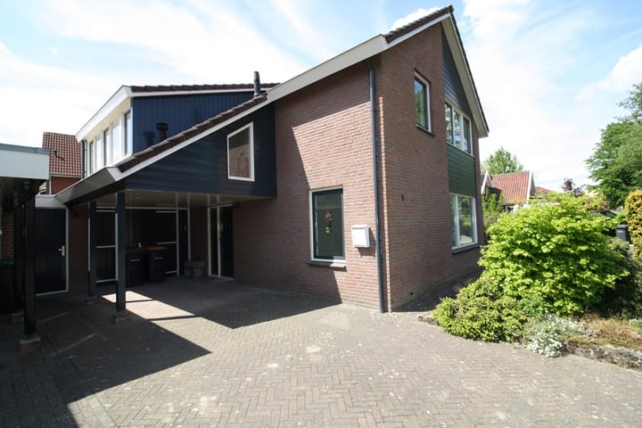 Foto 34 van van Ghernaerstraat 5