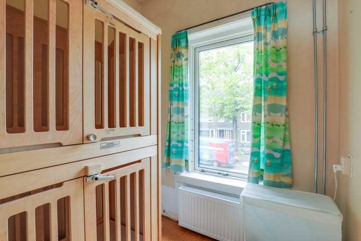 Photo 23 of Adriaen van Ostadelaan 110