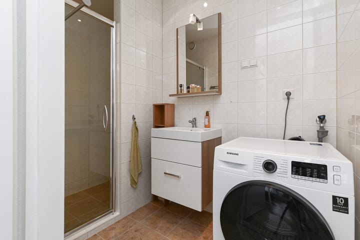 Foto 22 van Marshallplein 214