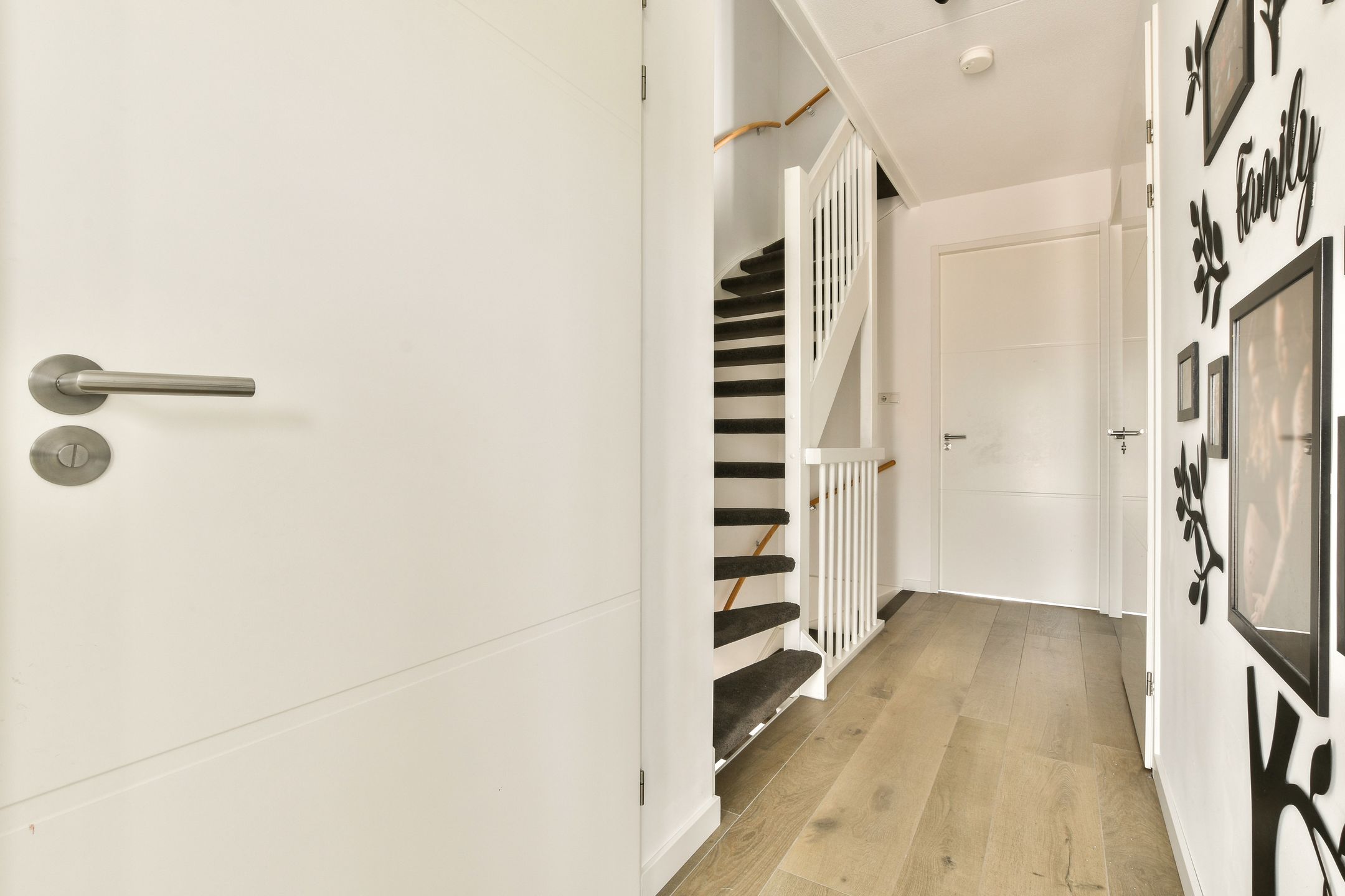 Foto 15 van Elzenhagensingel 53