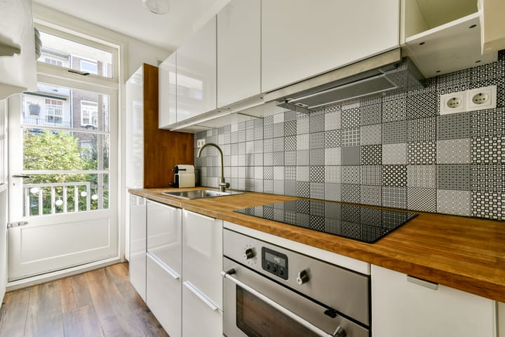 Foto 8 van Pieter van der Doesstraat 44-1