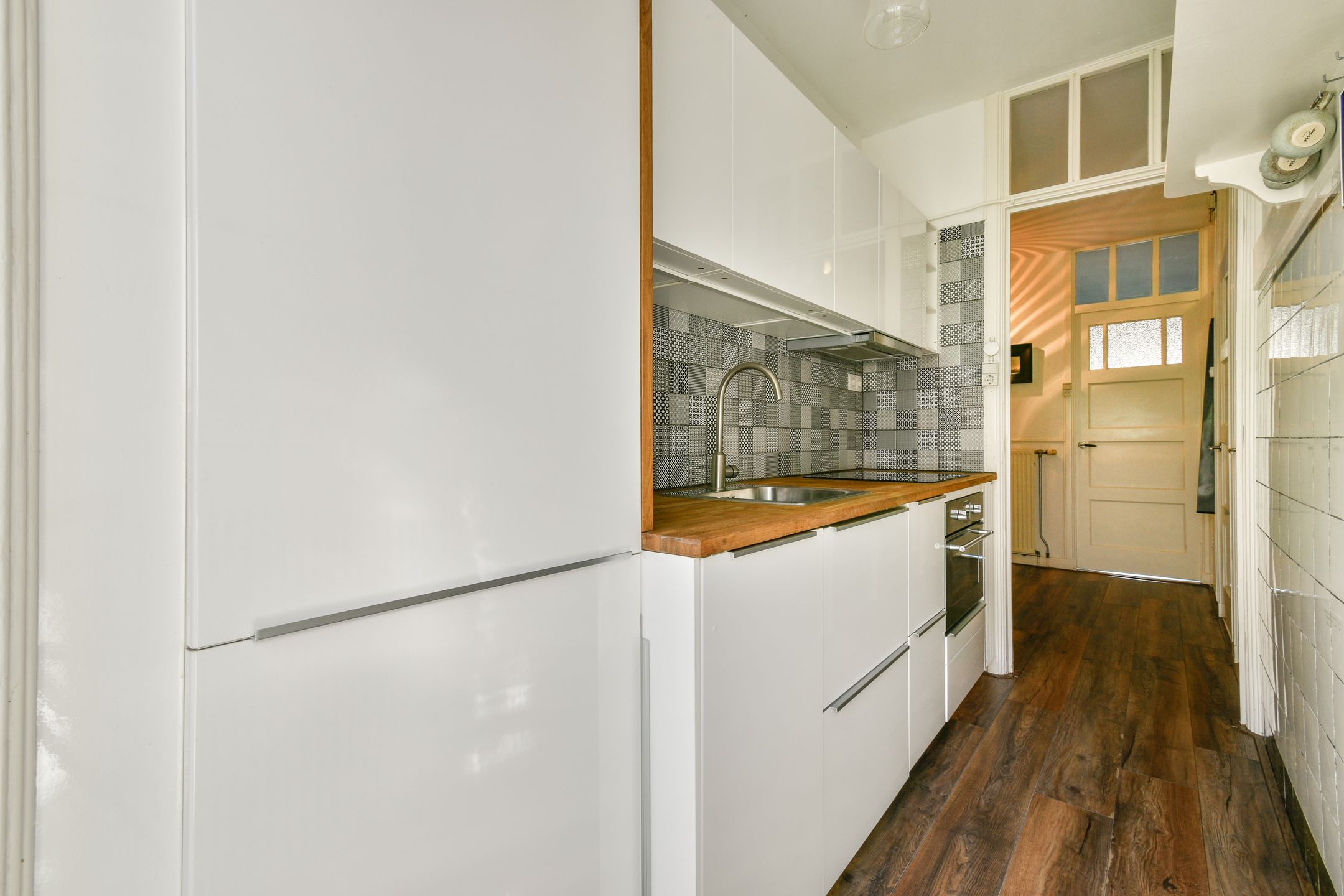 Foto 9 van Pieter van der Doesstraat 44-1