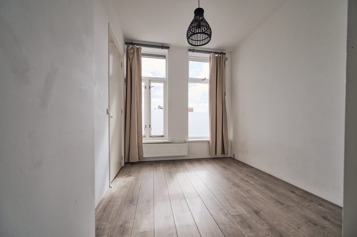 Foto 14 van Helper Westsingel 45-A