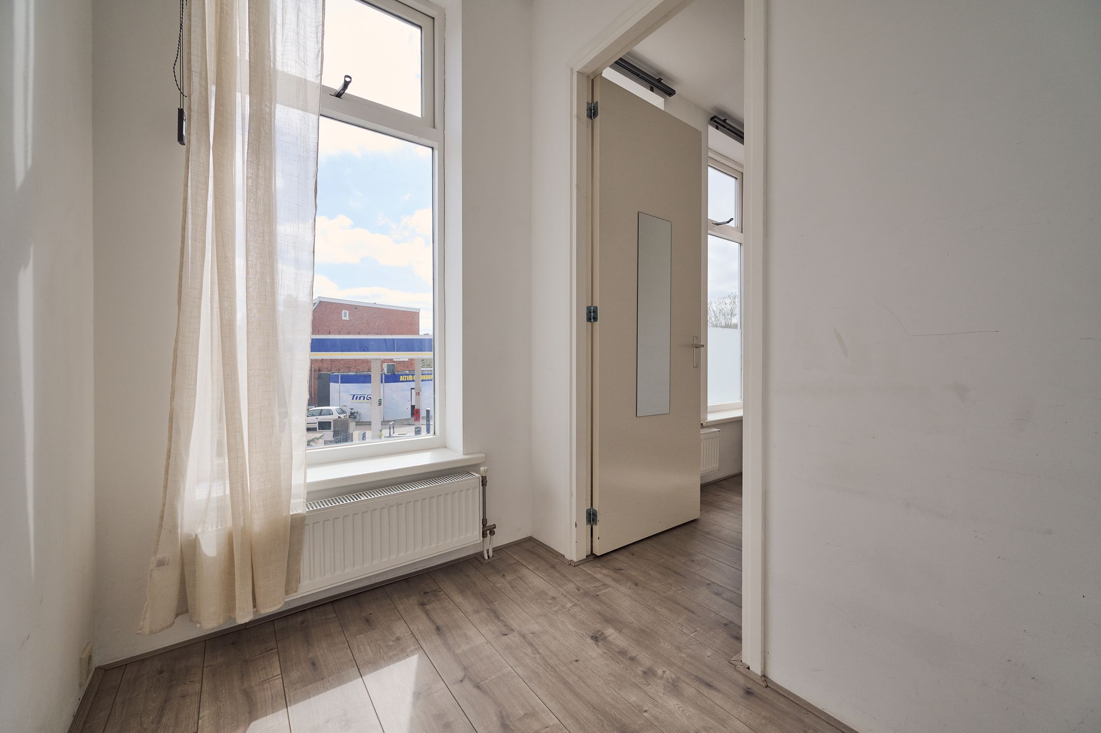 Foto 18 van Helper Westsingel 45-A