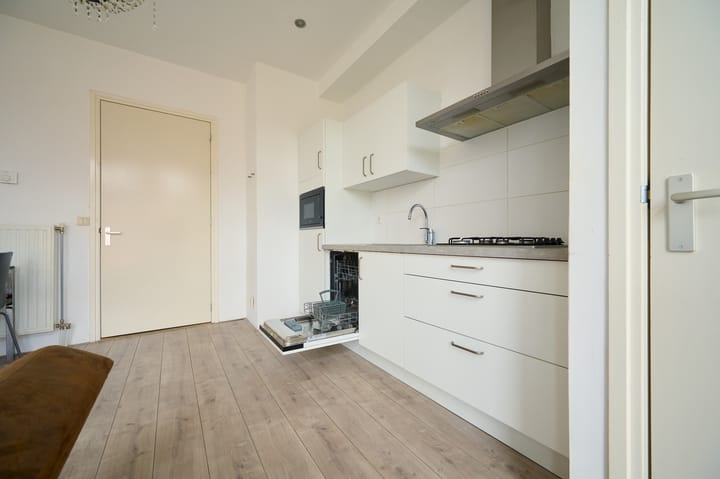 Foto 21 van Helper Westsingel 45-A