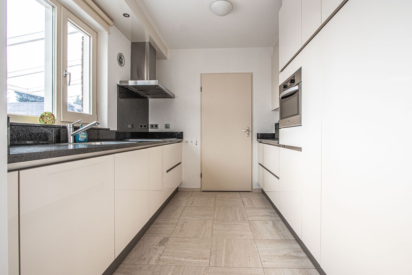 Foto 4 van Rozenhof 4