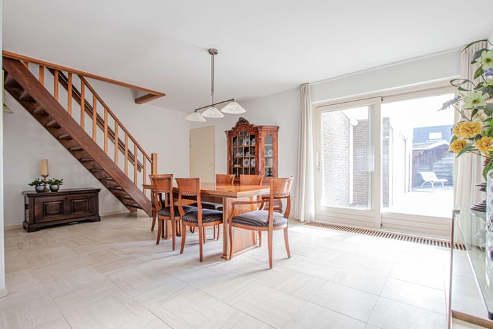 Foto 10 van Rozenhof 4