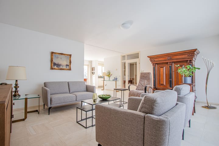 Foto 13 van Rozenhof 4