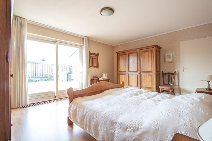 Foto 21 van Rozenhof 4