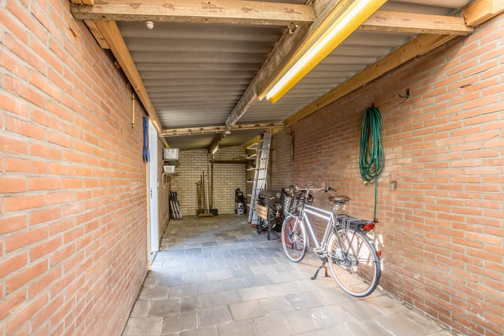 Foto 42 van Ireneplein 23