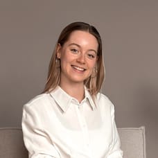 Iris Posthuma - Marketing Employee